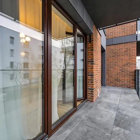 Namyslowska Superior By Bookinghost