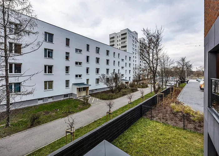 Apartment Namyslowska Superior By Bookinghost