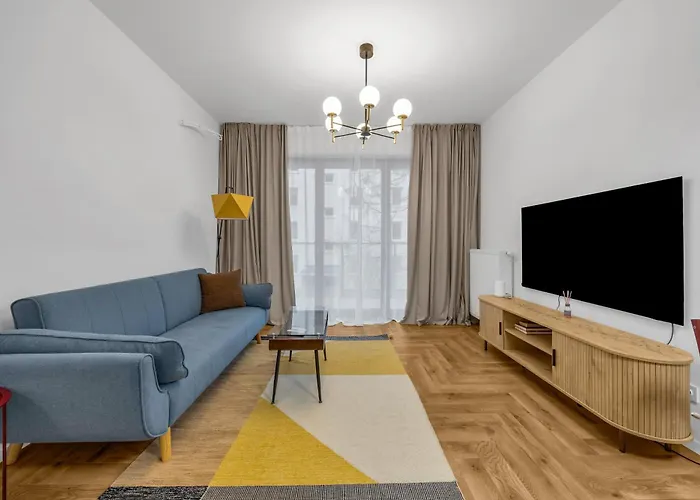 Namyslowska Superior By Bookinghost * Warschau