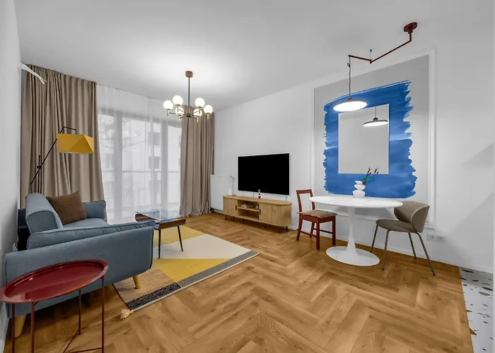 Namyslowska Superior By Bookinghost *