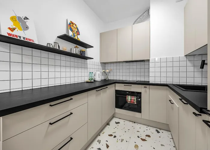 Namyslowska Superior By Bookinghost Varšava