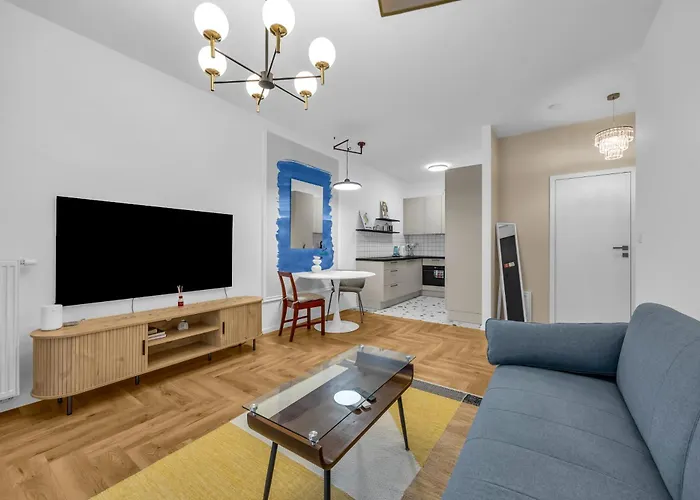 Namyslowska Superior By Bookinghost * Varšava